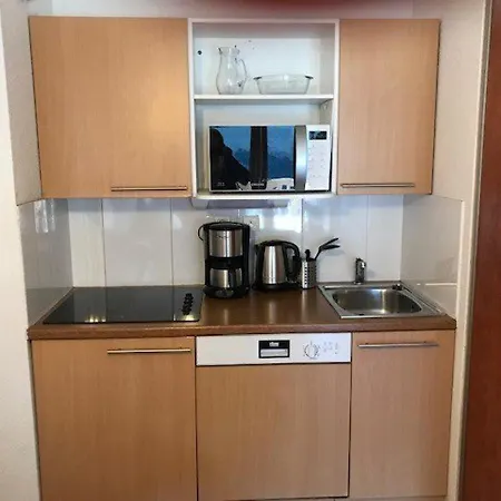 T2 Pour 4 Pers. Avec Piscine, Fitness Et Terrasse Au Pied Des Pistes - Bagneres-de-bigorre - Fr-1-404-266 * La Mongie